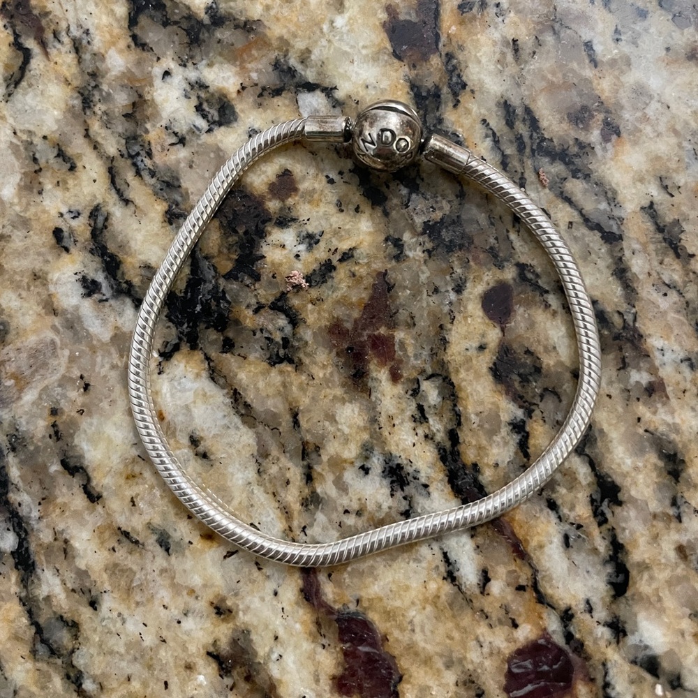 Pandora sterling silver snake chain bracelet size: 7.5